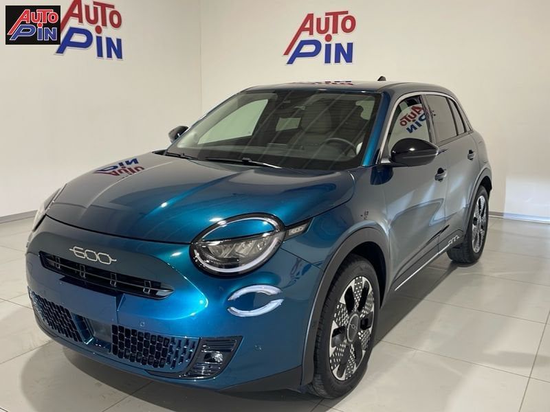 Fiat FIAT 600 1.2 MHEV DDCT 110cv La Prima