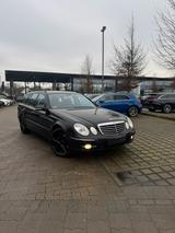 Mercedes-Benz Mercedes E280 Facelift 3.0 V6 Avantgarde T... - Mercedes-Benz E 280 in Bremen