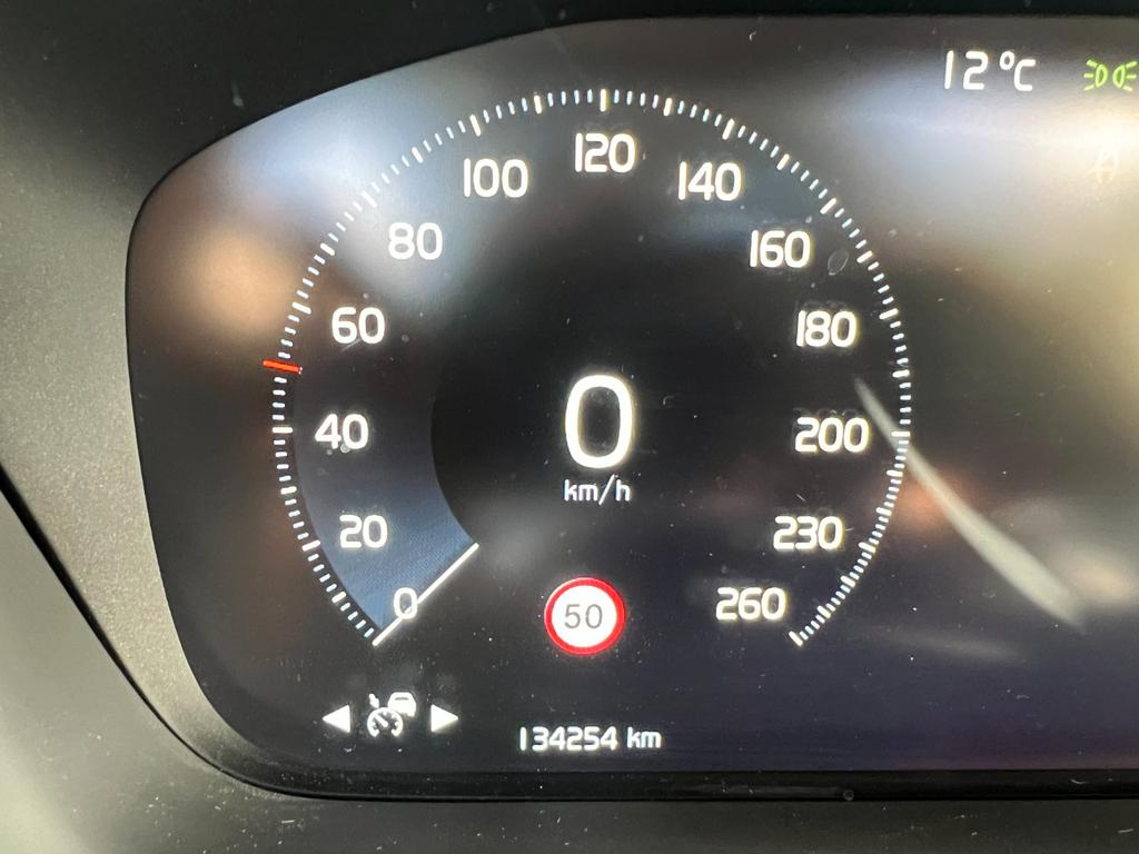 Volvo V90 Cross Country