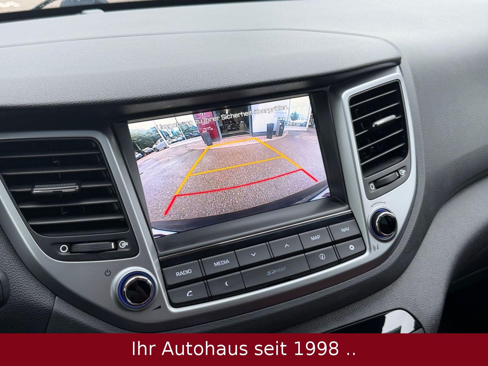 Hyundai Tucson 1.7 CRDi Premium Aut. *LED/AHK/CAM/LEDER*