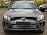 Volkswagen Touareg V6 TDI Terrain Tech 4Mot*R-LINE*LEDER* - gebrauchte VW Touareg aus dem Jahr 2017