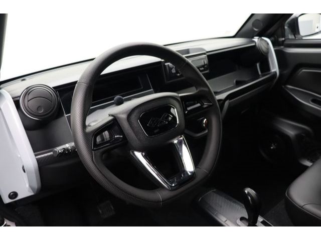 Fahrzeugabbildung Ligier MYLI IDEAL Fahren ab 15 Leasing 199,-Eur.