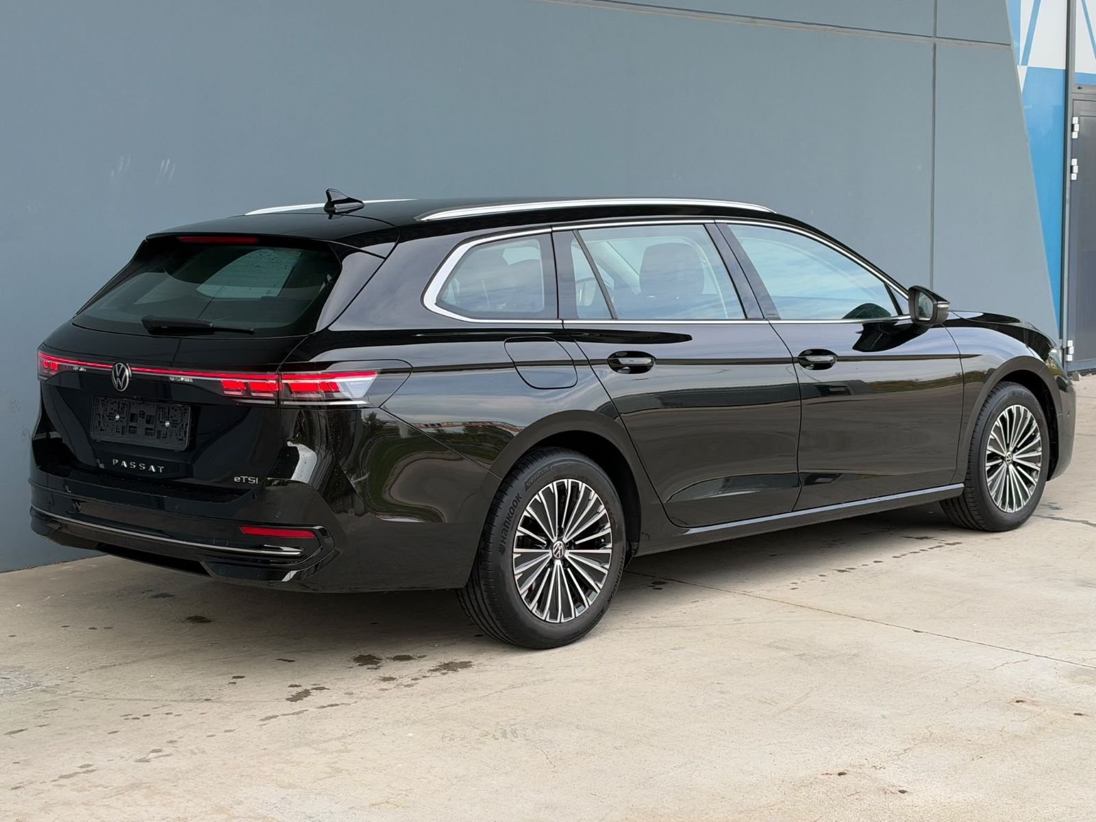 Volkswagen Passat Variant 1.5 eTSI Elegance Matrix Kamera imagem 3
