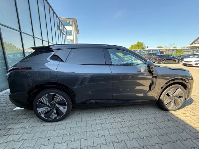 Lynk & Co 08