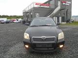 Toyota Avensis 2.0 D-4D Sol Lim. - Toyota Avensis aus 2004 mit Diesel-Antrieb