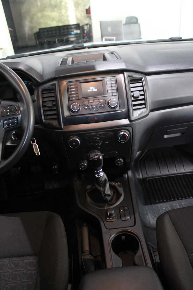Ford Ranger Extra 2.0 TDCI 4x4 PANTHER DOKA *I.HAND* foto 6