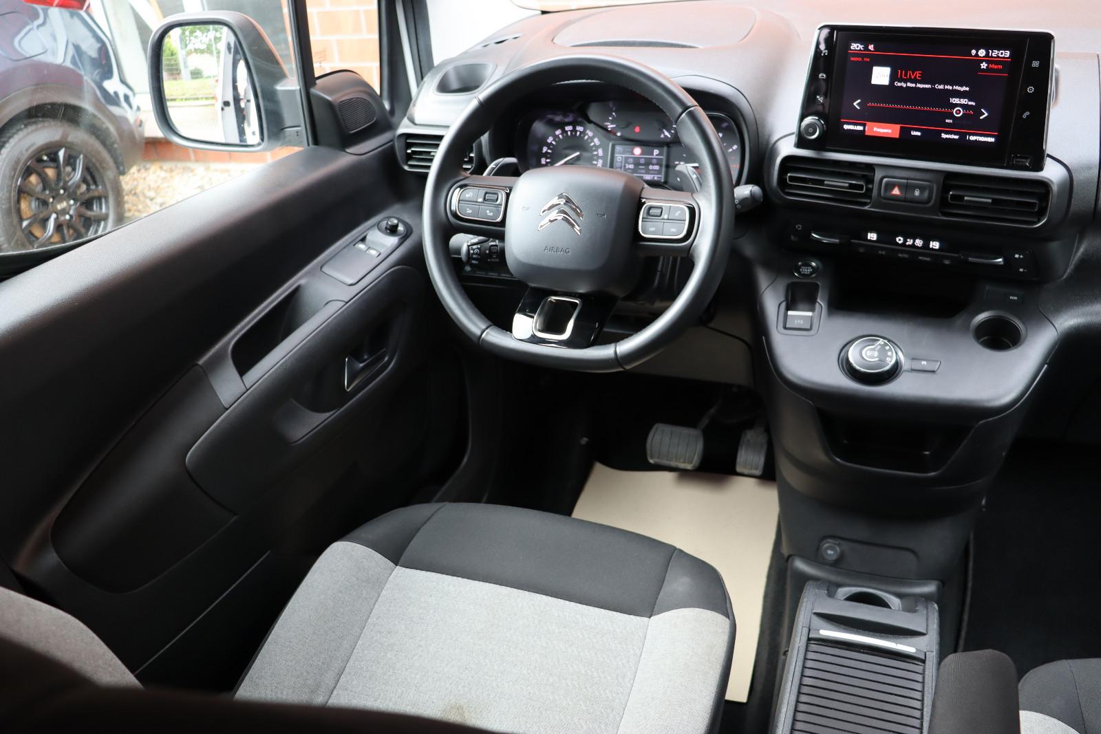 Citroën Berlingo 1.5 HDi MPV Feel M Aut. LED 360° 1.Hand
