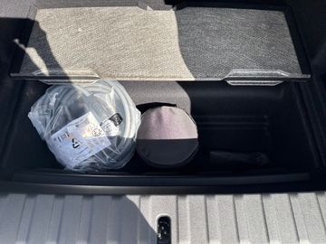 BMW iX2 xDrive30 M Sportpaket DAB LED Komfortzg.