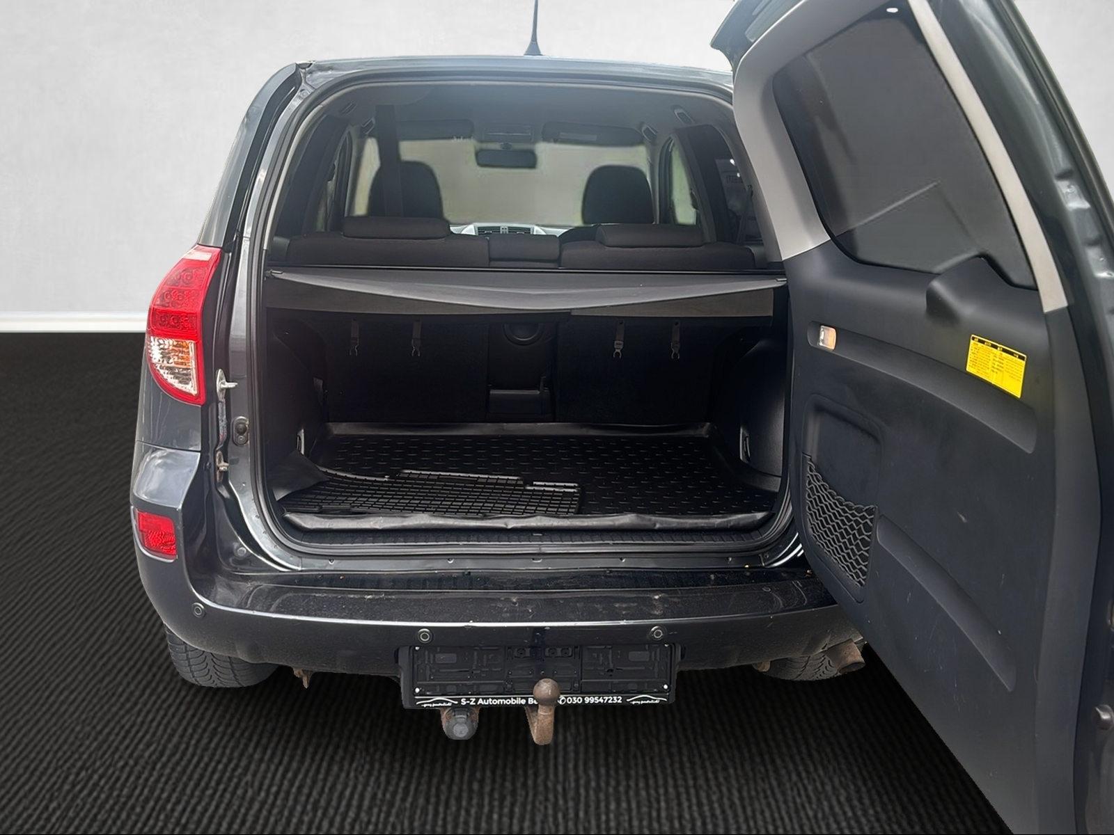 Toyota RAV 4 2.0 VVT-i 152ch - BVA - 4x4 - Climatisation automatique