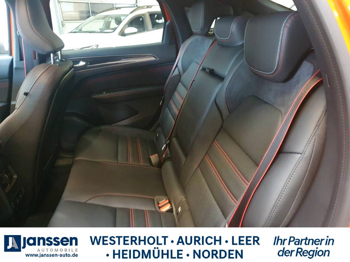 Fahrzeugabbildung Renault ARKANA R.S. LINE E-TECH 145 (MY21)