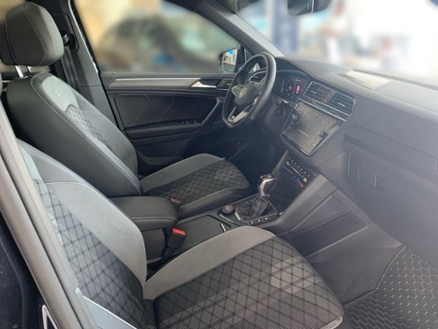Fahrzeugabbildung Volkswagen Tiguan R-Line 2.0 TDI 4 Motion DSG MATRIX-LED NA