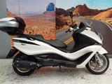 Piaggio X10 125 - Piaggio X10 125
