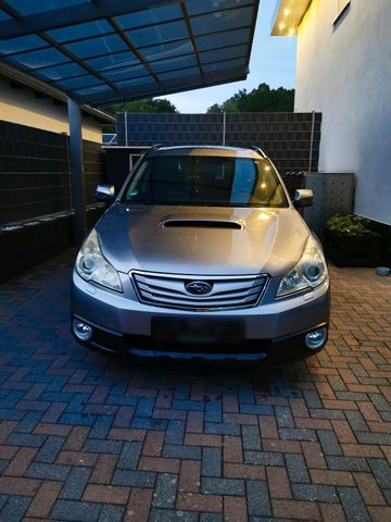 Subaru Outback Auto 8x Reifen