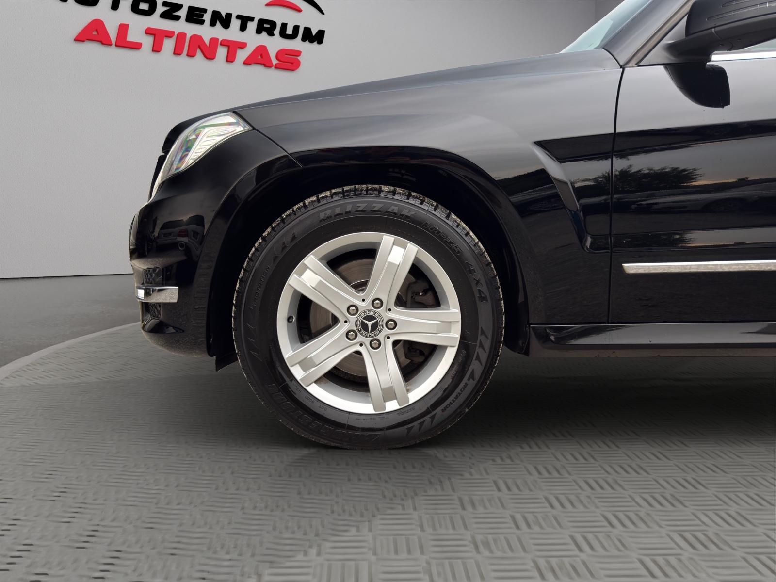 MERCEDES-BENZ GLK - 220 -170 CV - 4X4 - BVA