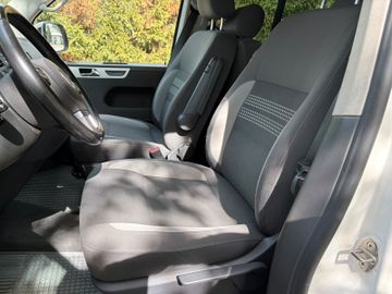 Volkswagen T5 Multivan - 10