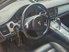 Fahrzeugabbildung Panamera Diesel 3.0 Luftfederung AD Niveau Navi