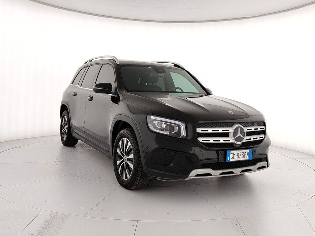 Image of Mercedes-Benz GLB 200