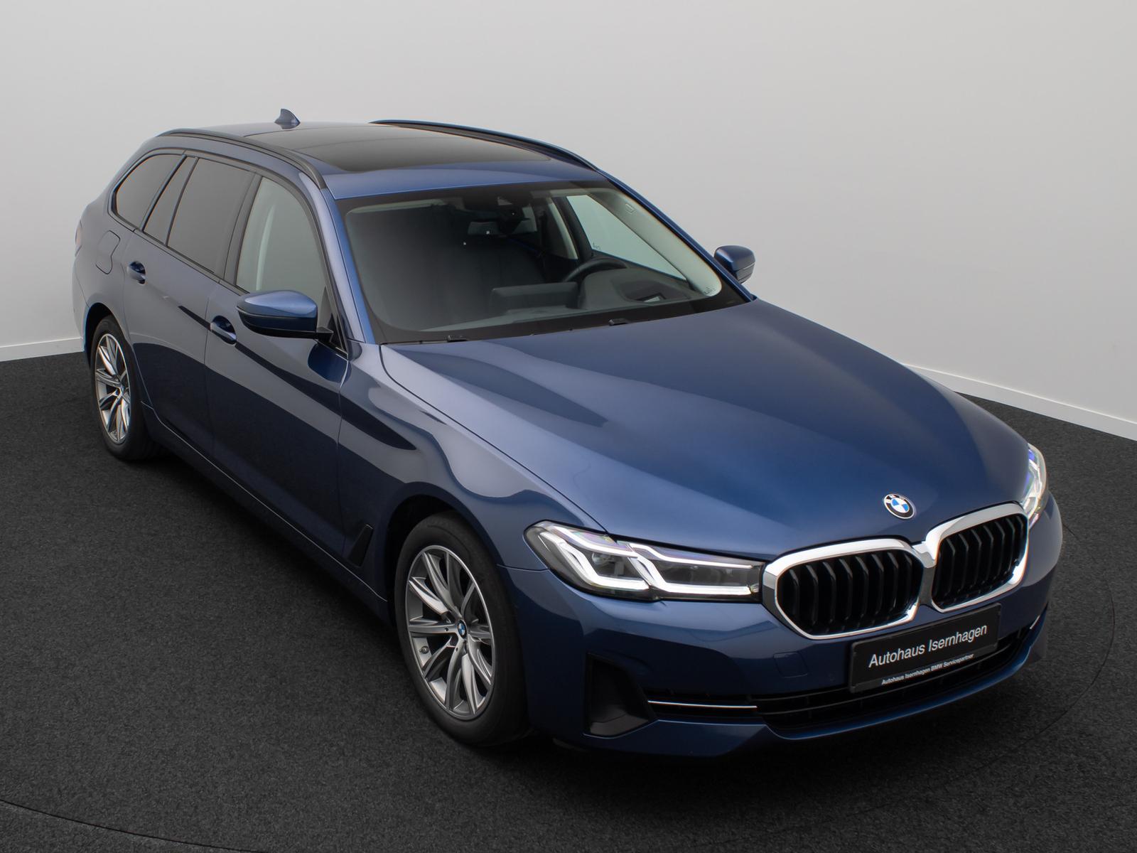 BMW 520 d xD DAB HUD Kamera Alarm Panoram Leder Sport, миниатюра 3