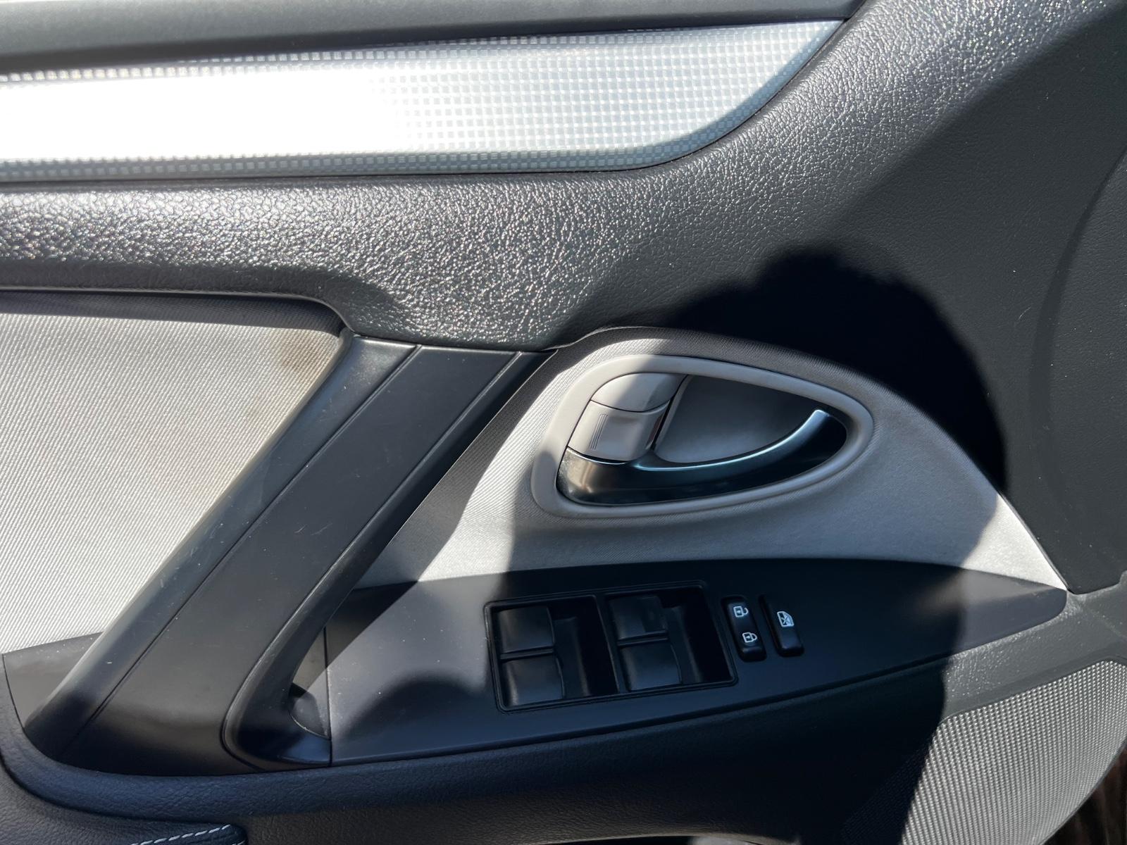 Toyota Avensis 2015 — photo 8