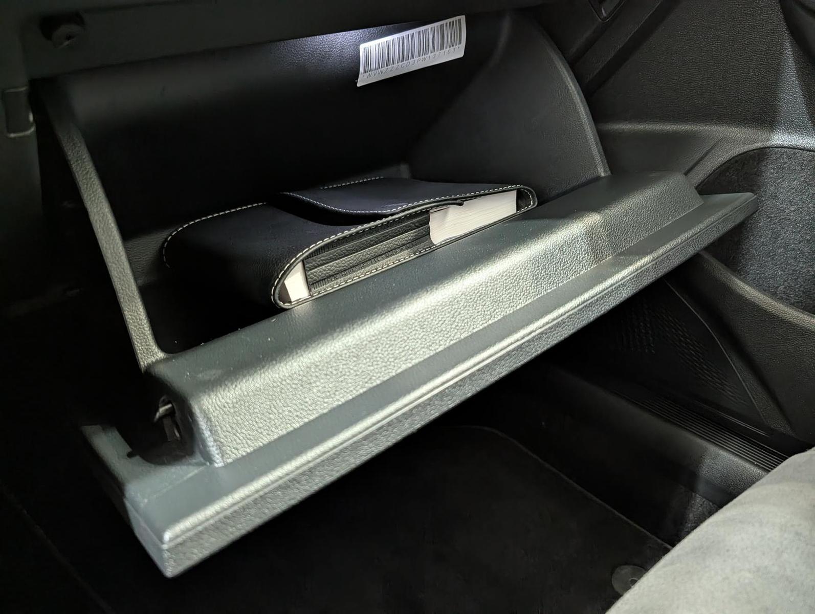 Volkswagen Golf 1.5 TSI Life DCC Fahrwerk AHZV Standhzg., миниатюра 28
