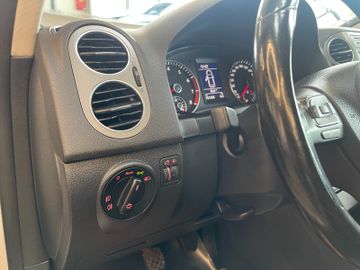 Volkswagen Golf Plus VI Match *TEILLEDER*NAVI*SZHZ*PDC*