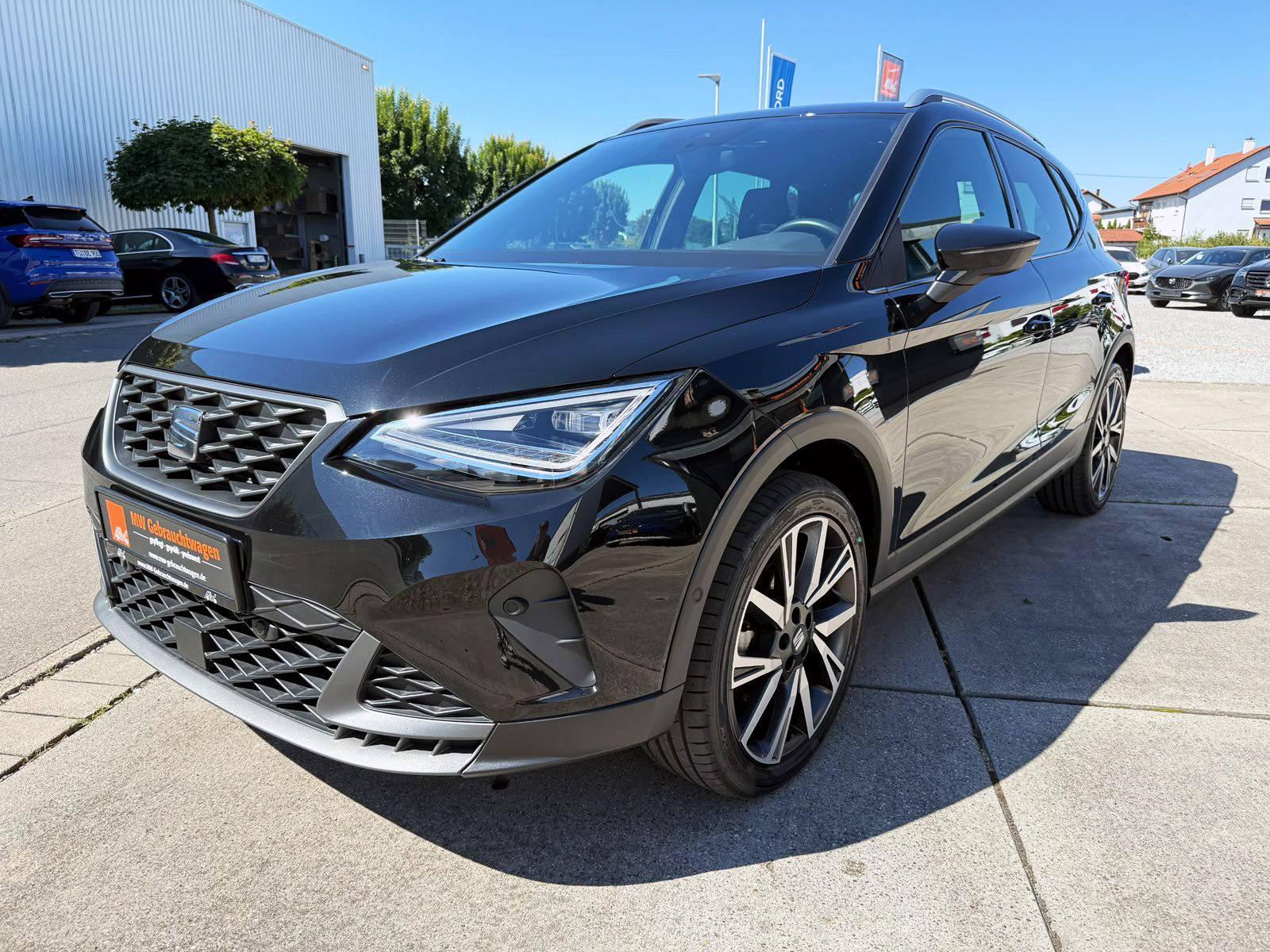 Fahrzeugabbildung SEAT Arona 1.0 TSI DSG FR LED NAV KAM PDC ACC AHK