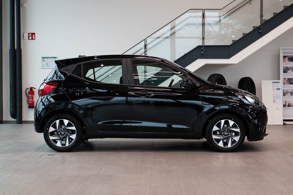Fahrzeugabbildung Hyundai i10 1.2 Benzin A/T Trend