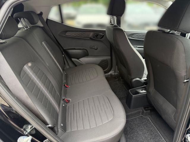 Fahrzeugabbildung Hyundai i10 Edition 30 1.0 +KLIMA+CARPLAY+SHZ+TEMPOMAT+U