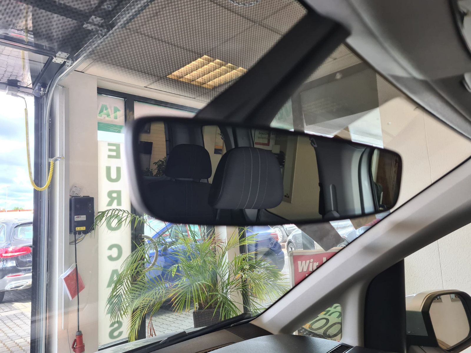 Fahrzeugabbildung Volkswagen Caddy PKW Alltrack BMT / NAVI / DSG
