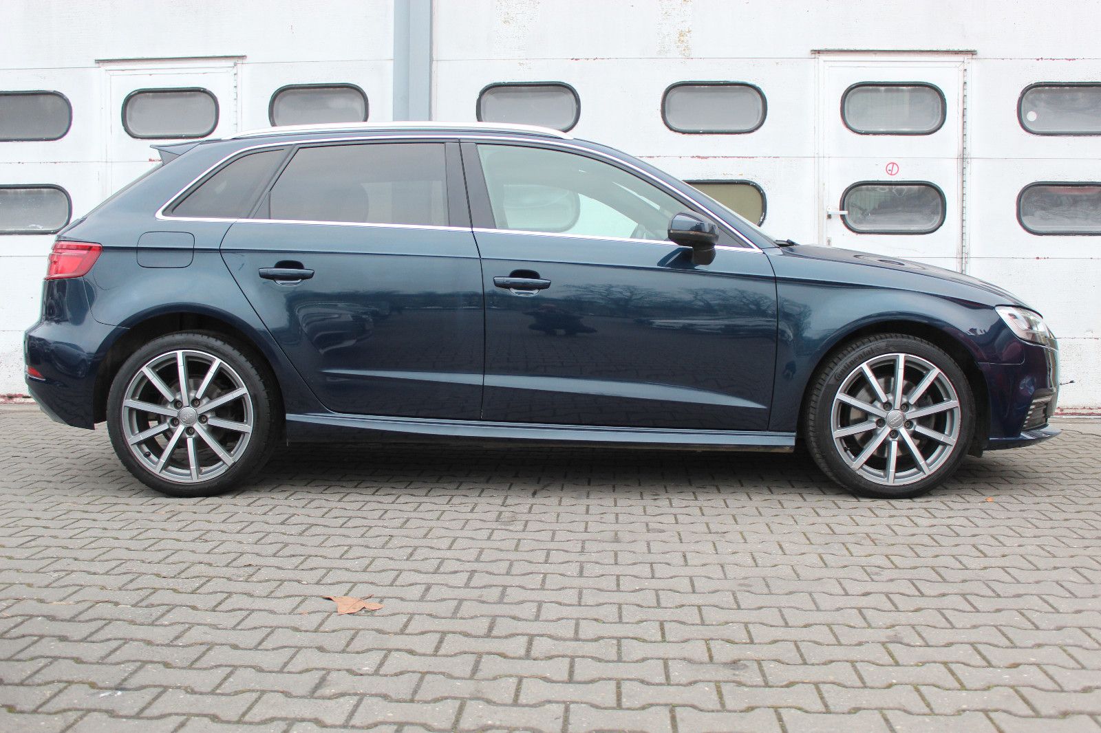 Audi A3 40 TFSI e S tronic S line Sportback imagem 3
