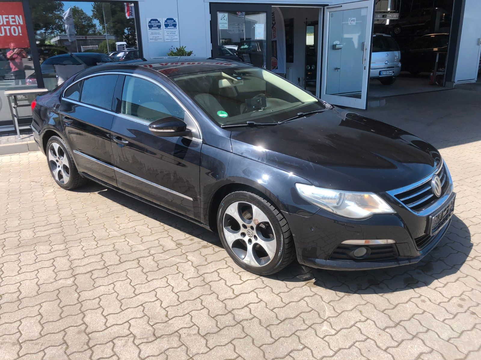 Fahrzeugabbildung Volkswagen Passat CC Automatik/Leder/Panoramadach