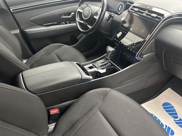 Hyundai TUCSON - 12