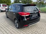 Kia Carens 2.0 GDI Spirit Navi|7-Sitzer|Panorama - Kia Carens: 7 Sitzer