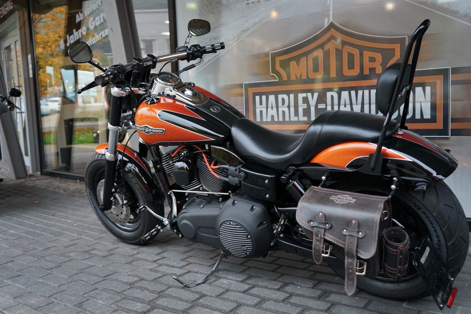 Fahrzeugabbildung Harley-Davidson Dyna Fat Bob 96cui - Custom Paint - HD-Parts