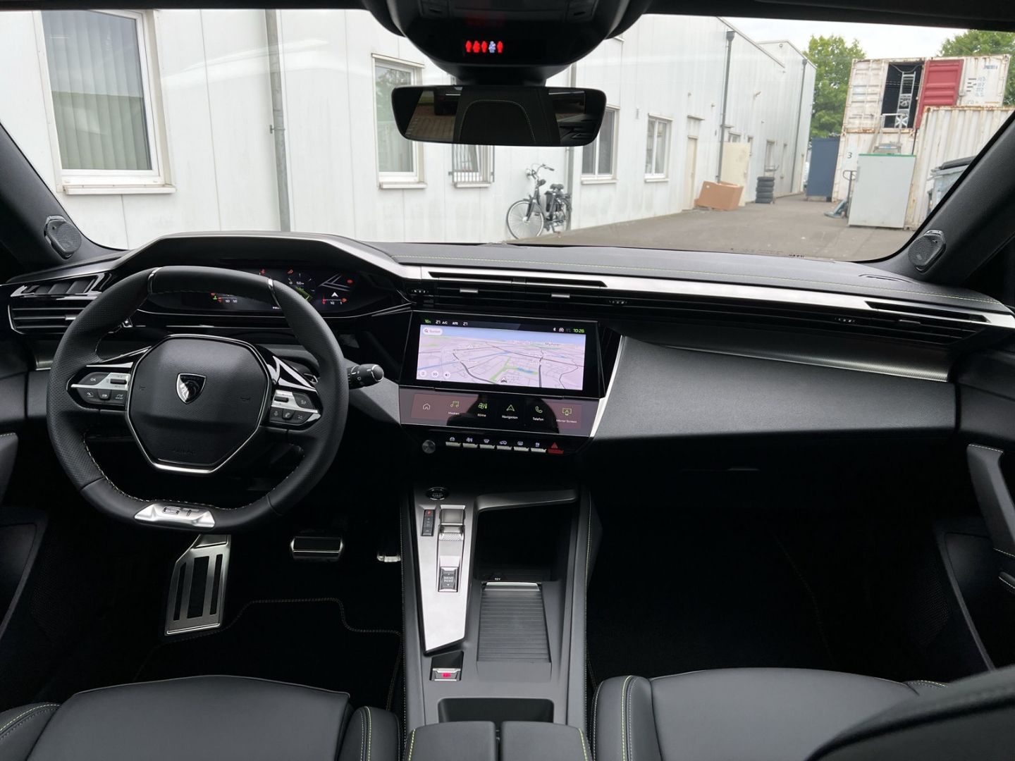 Fahrzeugabbildung Peugeot 308 1.2 SW GT PureTech 130 EAT8 Panorama Navi