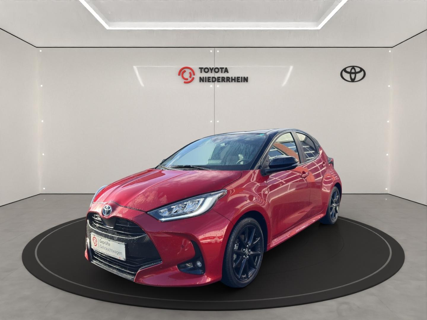 Toyota Yaris Hybrid Style JBL-Sound NAVI Winterräder