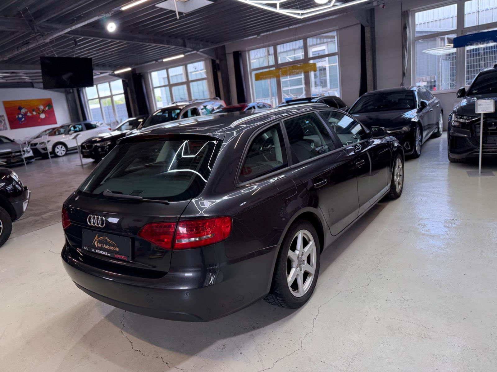 Audi A4 Avant Ambition Navigation PDC Xenon