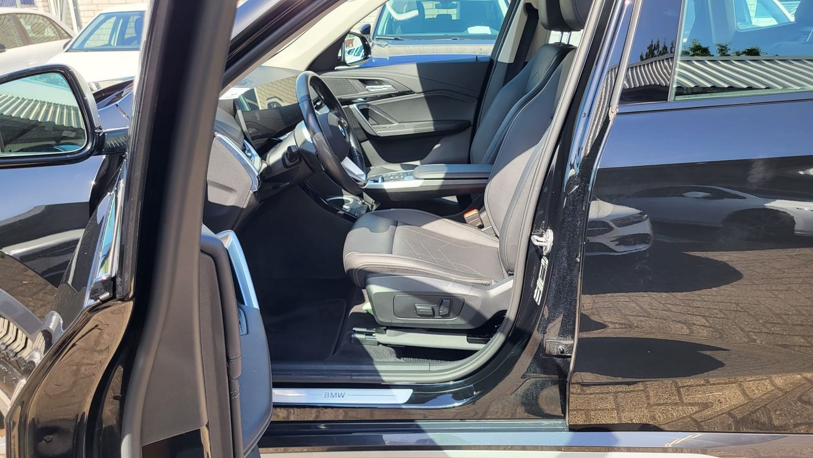 BMW X1 18 d sDrive xLine Live Cockp.Plus Kam PDC LED foto 13