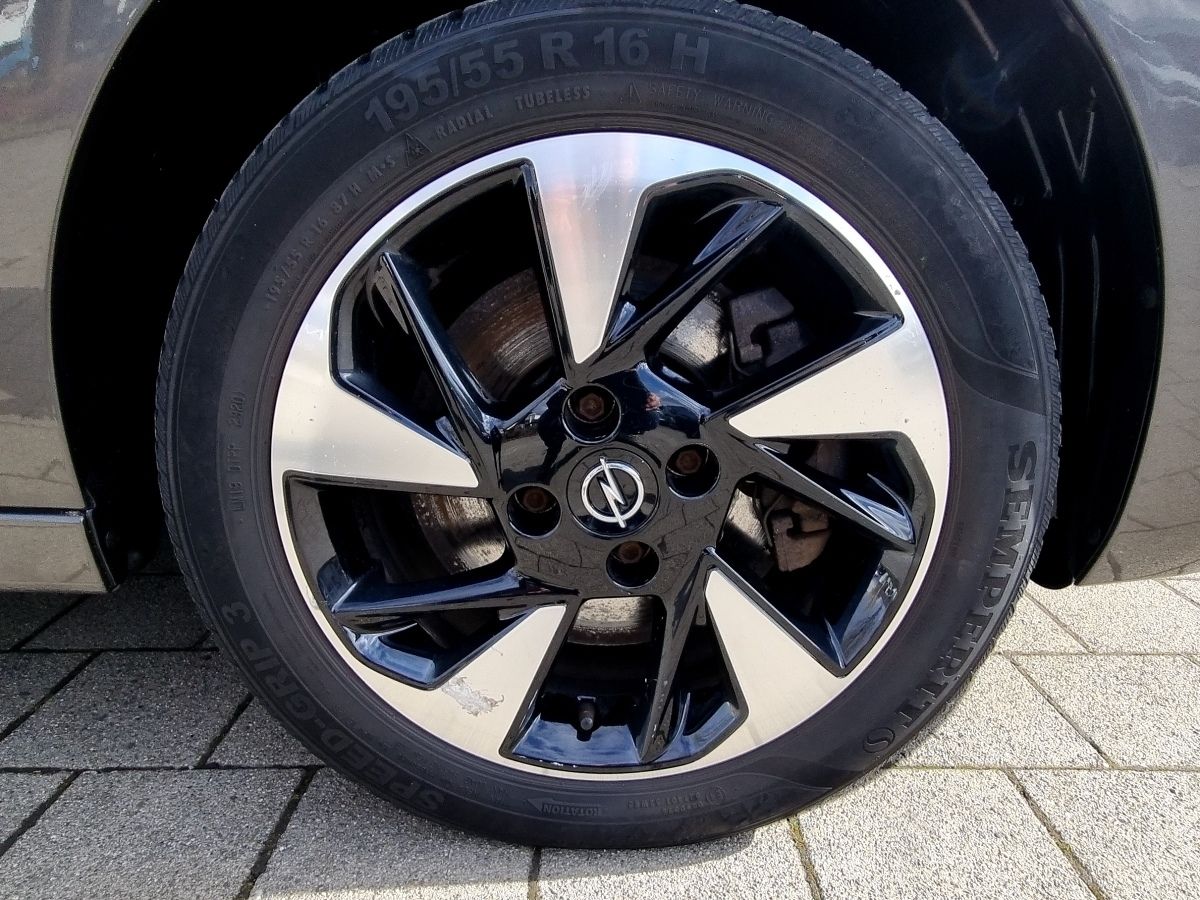 Fahrzeugabbildung Opel Corsa e Selection