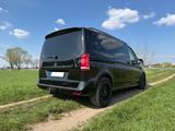Mercedes-Benz V 300 d AVANTGARDE Edition AMG kompakt  - Mercedes-Benz V 300: Von Privat