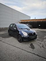 Suzuki Alto 1.0 Special - schwarze Suzuki Alto