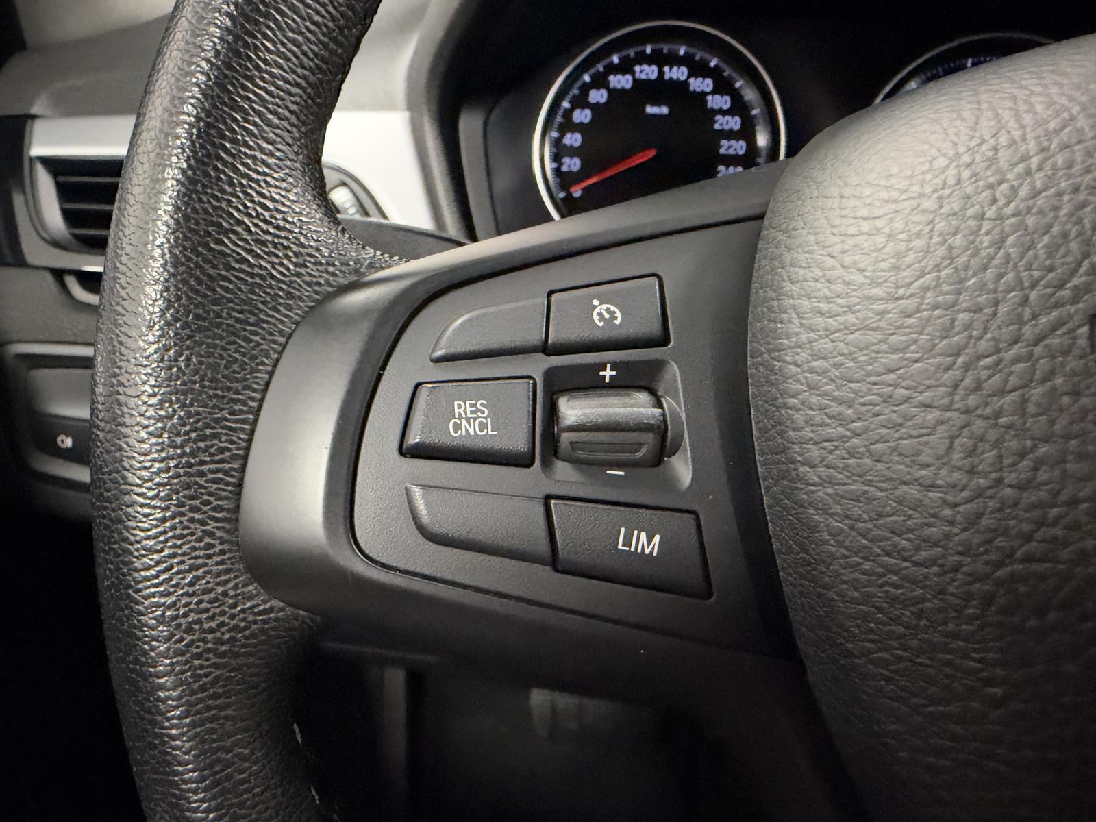 BMW X1 sDrive18i Automatik Advantage LED Navi Kamera, миниатюра 23