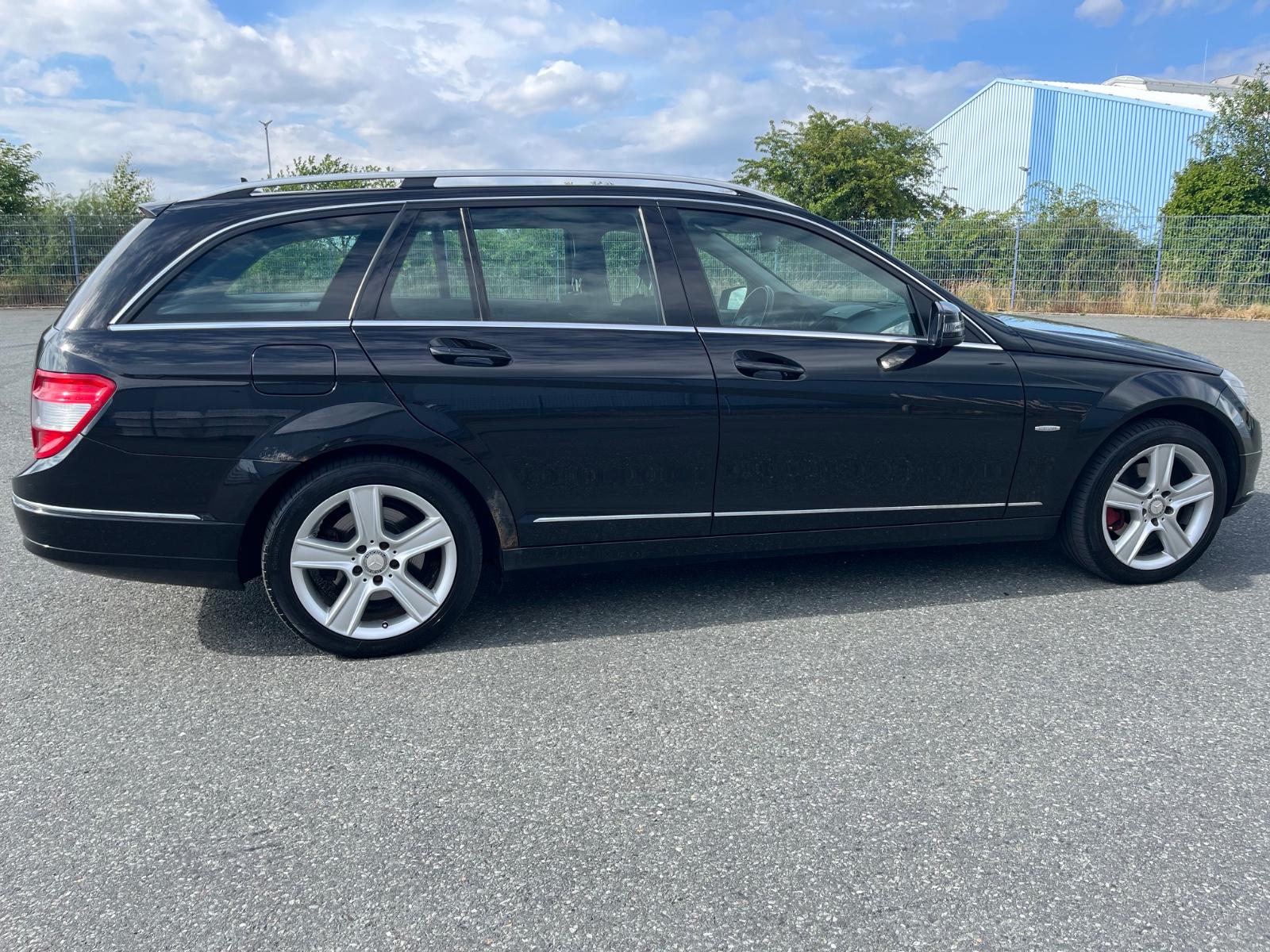 Mercedes-Benz 220 2008 — photo 7