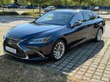 Lexus ES 300h Luxury / 2.Hand / Scheckheftgepflegt - Lexus Gebrauchtwagen in Augsburg