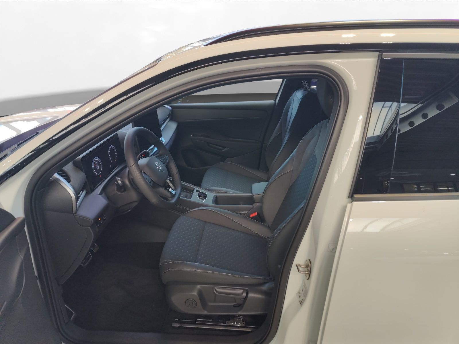 Volkswagen T-Roc - Bild 4