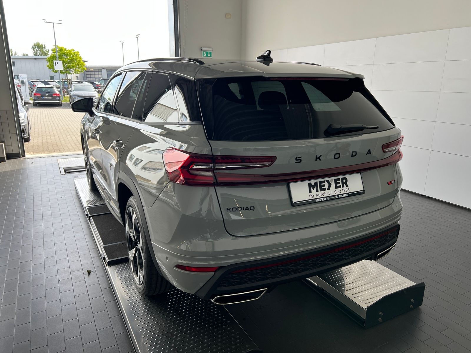 Fahrzeugabbildung SKODA Kodiaq RS 2.0 TSI DSG 4x4 *CANTON, Panorama, Sta