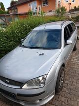 Ford Mondeo 1,8 92 kW Ghia Ghia - Ford Mondeo aus 2003: Kombi