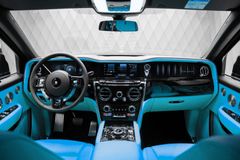 Cullinan Series II 2026 BLACK/TIFFANY VIP SEATS