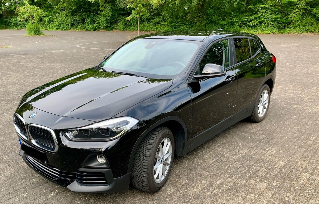 Image of BMW X2