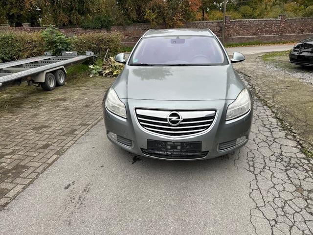 Opel Insignia 2012 — photo 10